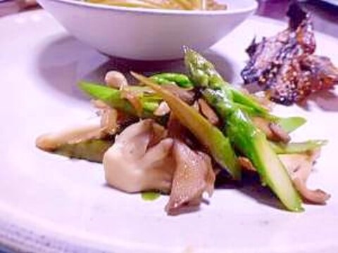 アスパラと舞茸 オイスターソース炒め